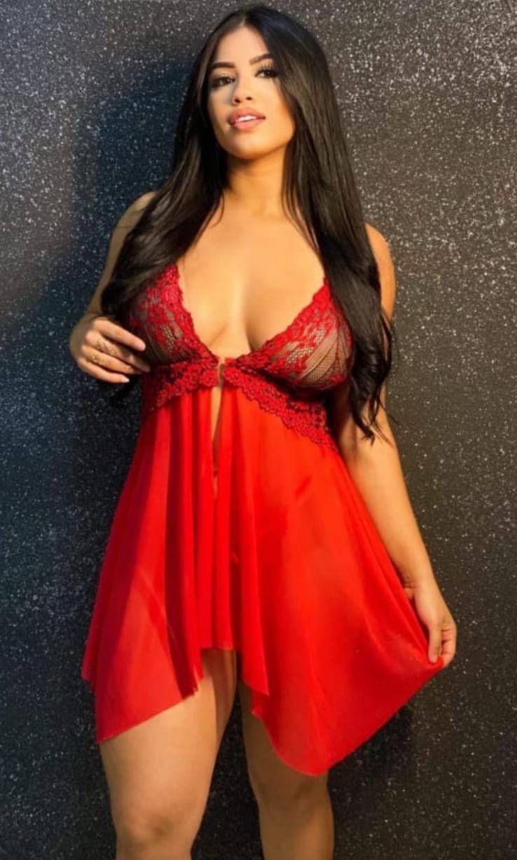 Camisola e calcinha renda