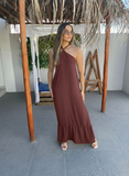 Vestido longo duna modelo amarra no pescoço